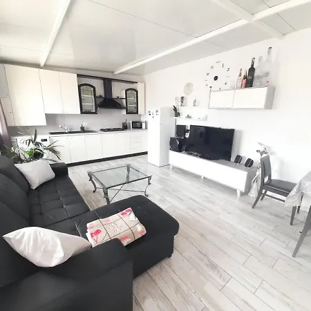 Apartament Tenerife Little Village *