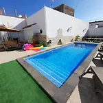 Tenerife Little Village Apartment *