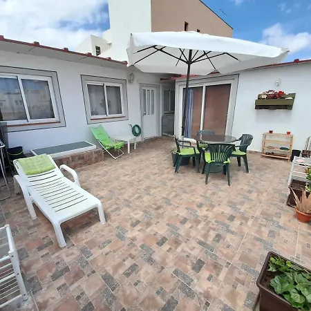 Tenerife Little Village * סן איסידרו