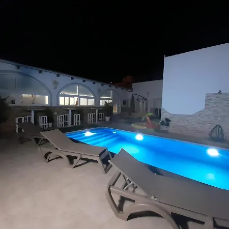 Апартаменты Tenerife Little Village Сан-Исидро